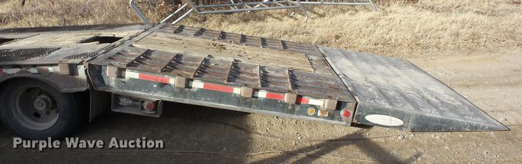 image for item E3839 2007 Ledwell Hydratail equipment trailer