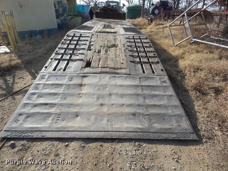 image for item E3839 2007 Ledwell Hydratail equipment trailer