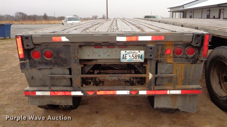 image for item EC9497 1994 Utility flatbed trailer