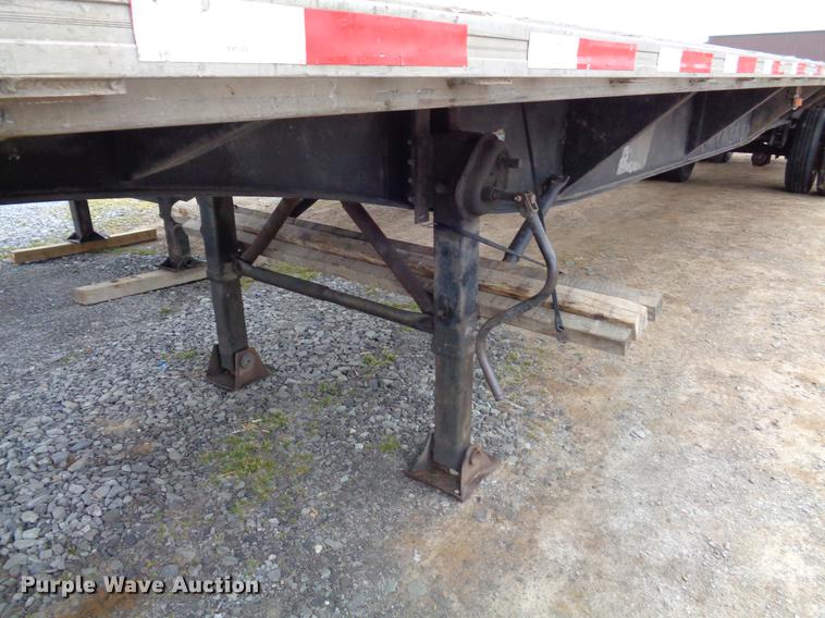 image for item EC9497 1994 Utility flatbed trailer