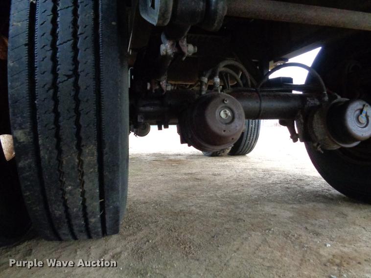 image for item EC9497 1994 Utility flatbed trailer