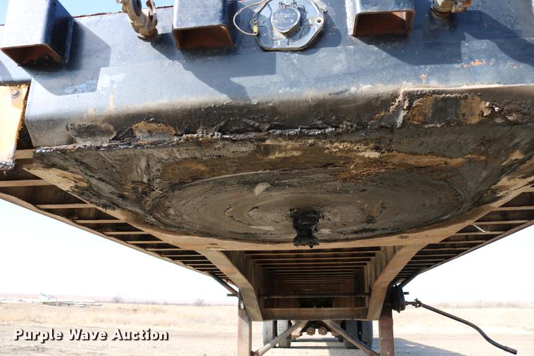 image for item EH9707 1984 Dorsey DGTL-84 flatbed trailer