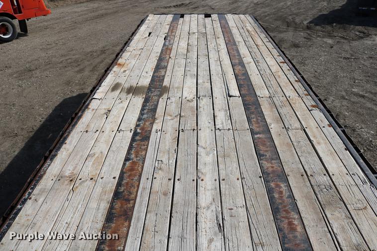 image for item EH9707 1984 Dorsey DGTL-84 flatbed trailer