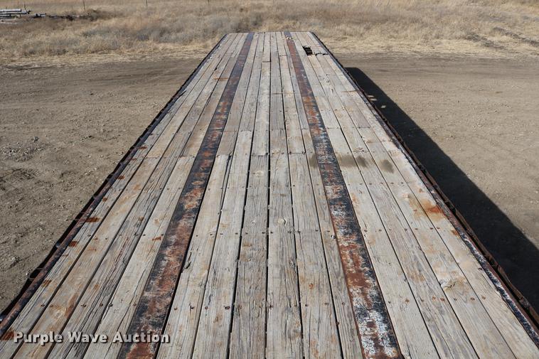 image for item EH9707 1984 Dorsey DGTL-84 flatbed trailer