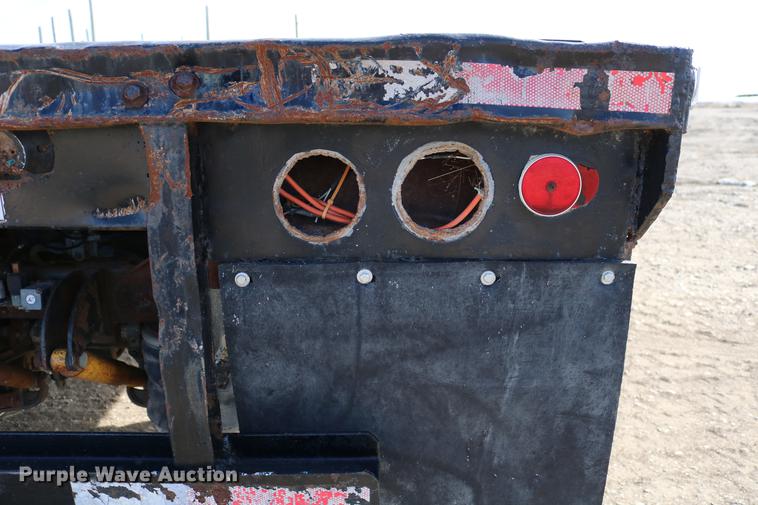 image for item EH9707 1984 Dorsey DGTL-84 flatbed trailer