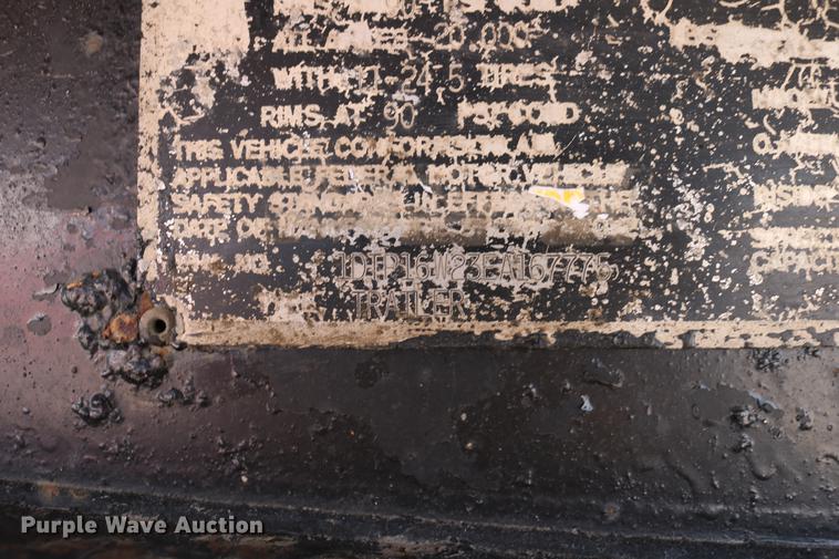 image for item EH9707 1984 Dorsey DGTL-84 flatbed trailer