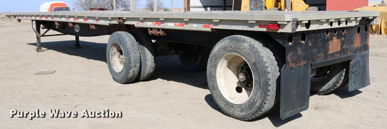 image for item EH9708 1998 Reinke AS48096C flatbed trailer