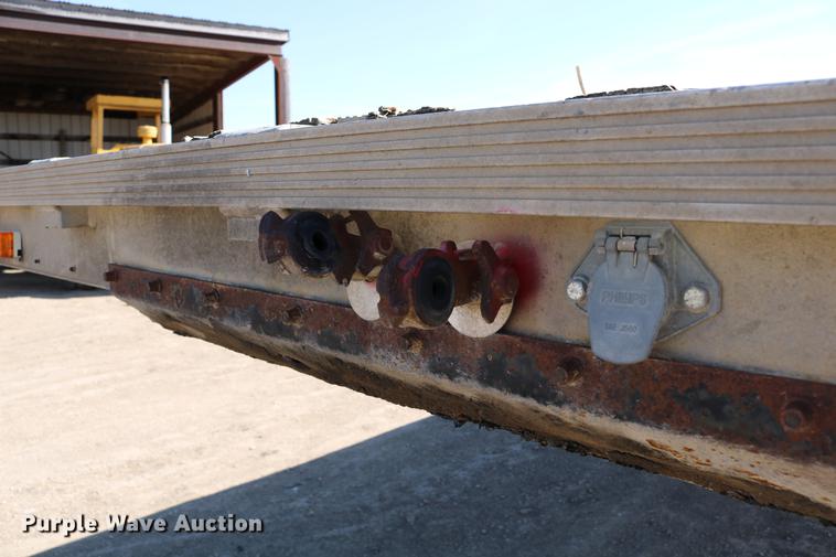 image for item EH9708 1998 Reinke AS48096C flatbed trailer