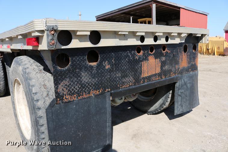image for item EH9708 1998 Reinke AS48096C flatbed trailer