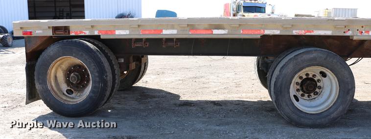 image for item EH9708 1998 Reinke AS48096C flatbed trailer