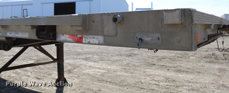 image for item EH9708 1998 Reinke AS48096C flatbed trailer