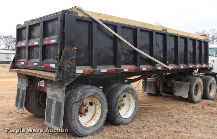 image for item EJ9750 1999 Dump Rite DR26 end dump trailer