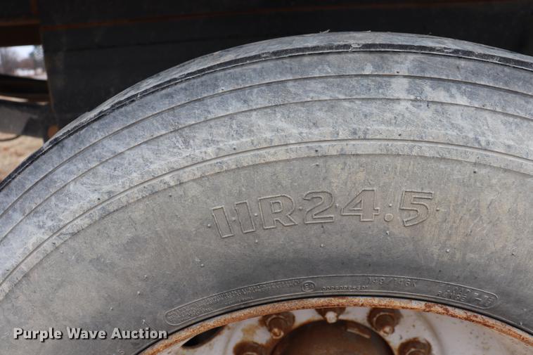 image for item EJ9750 1999 Dump Rite DR26 end dump trailer