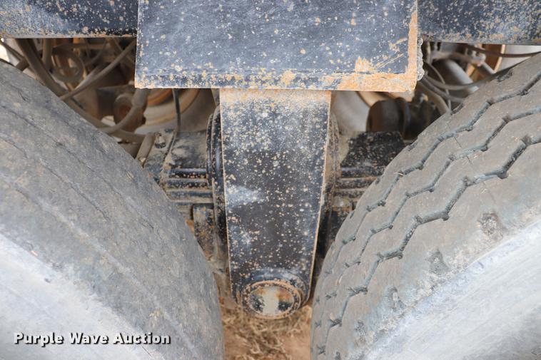 image for item EJ9750 1999 Dump Rite DR26 end dump trailer