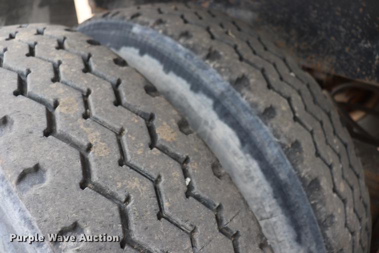 image for item EJ9750 1999 Dump Rite DR26 end dump trailer