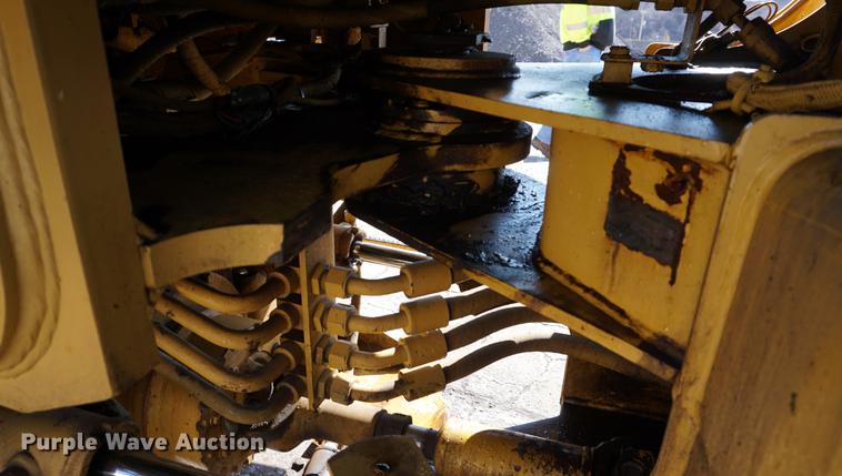 image for item DB0441 1994 Caterpillar 918F wheel loader