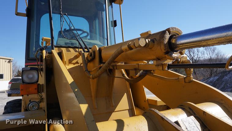 image for item DB0441 1994 Caterpillar 918F wheel loader
