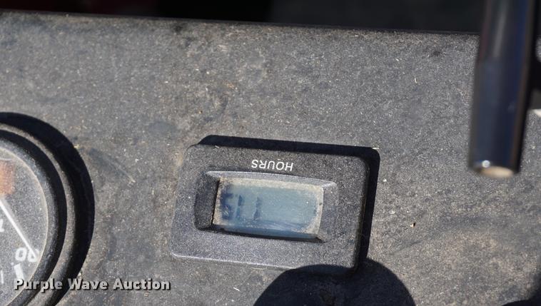 image for item DB0475 2006 Ferris IS3100Z ZTR lawn mower