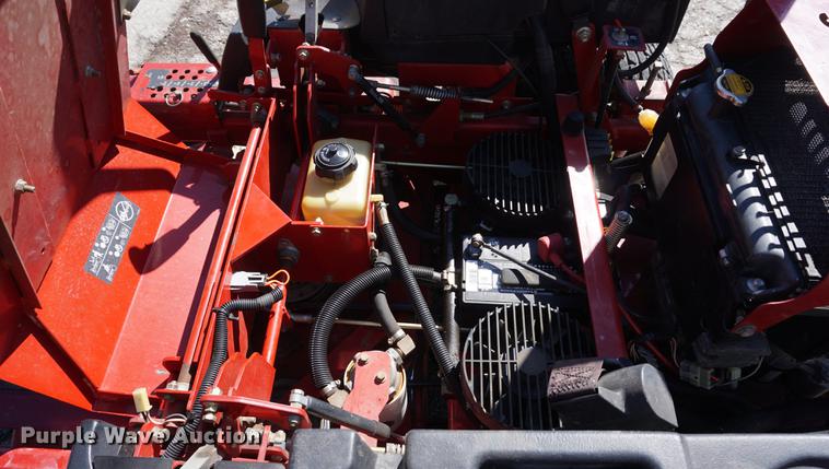 image for item DB0475 2006 Ferris IS3100Z ZTR lawn mower