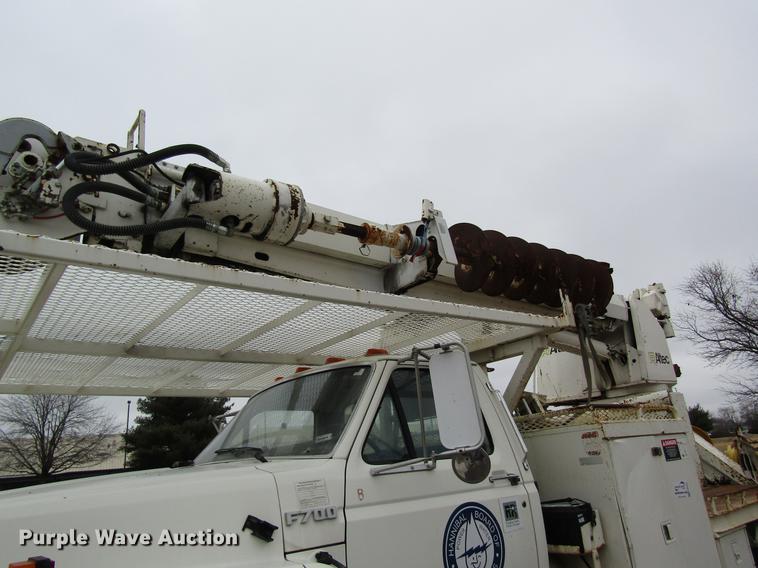 image for item DB5922 1993 Ford F700 digger derrick truck