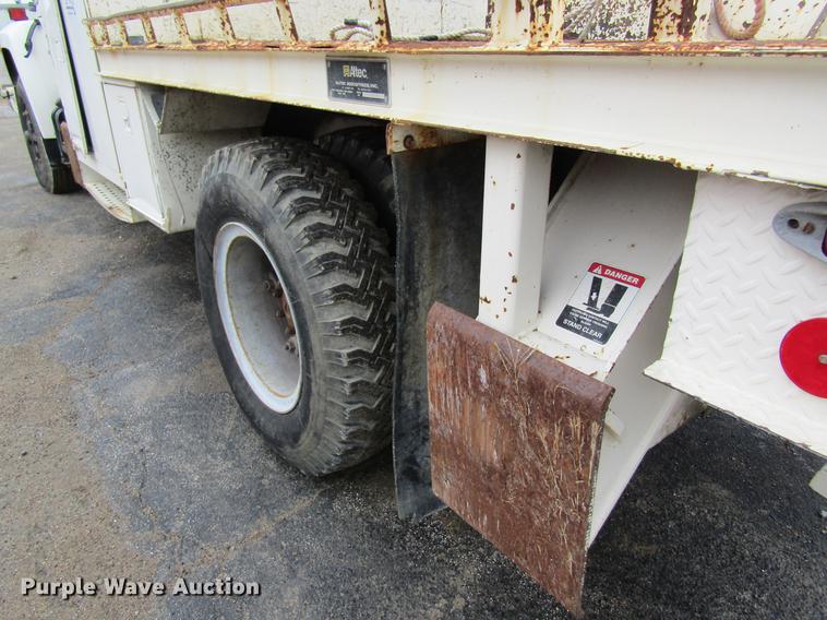 image for item DB5922 1993 Ford F700 digger derrick truck
