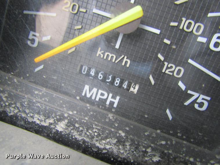 image for item DB5922 1993 Ford F700 digger derrick truck