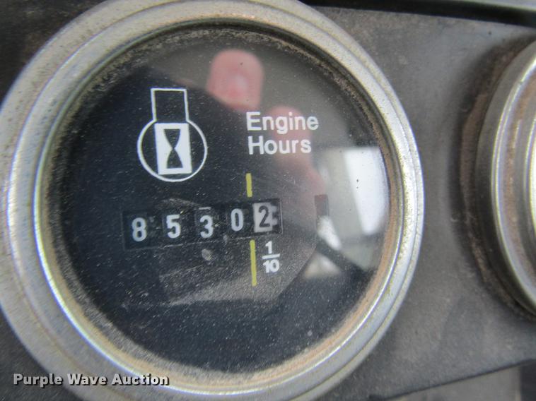 image for item DB5922 1993 Ford F700 digger derrick truck