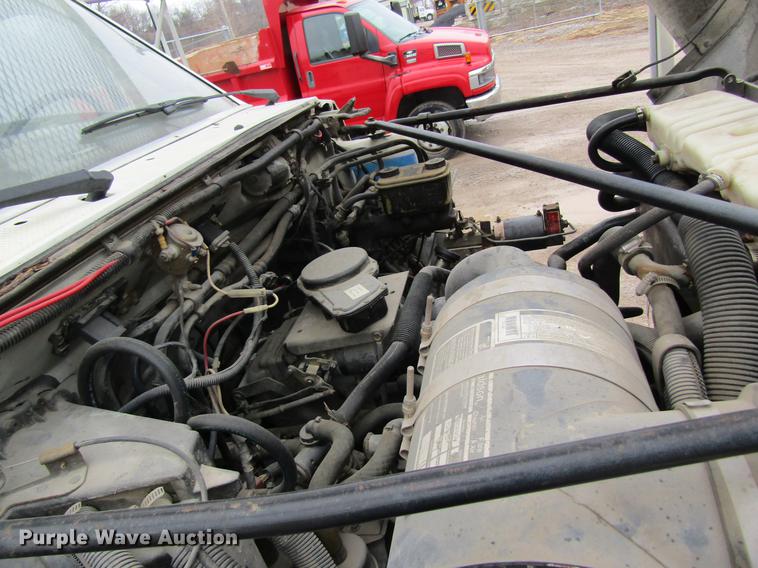 image for item DB5922 1993 Ford F700 digger derrick truck