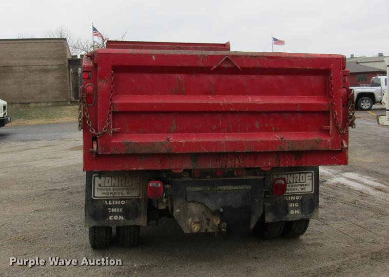 image for item DB5923 2006 Chevrolet C5500 dump truck