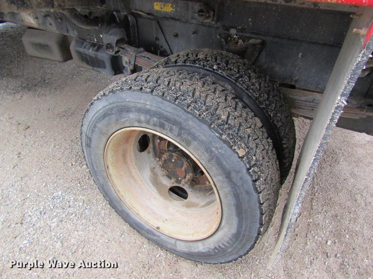 image for item DB5923 2006 Chevrolet C5500 dump truck