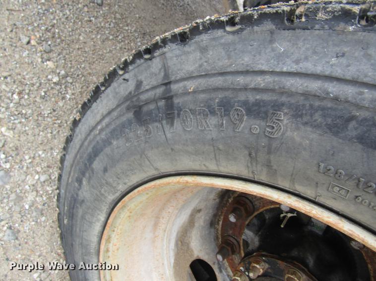 image for item DB5923 2006 Chevrolet C5500 dump truck