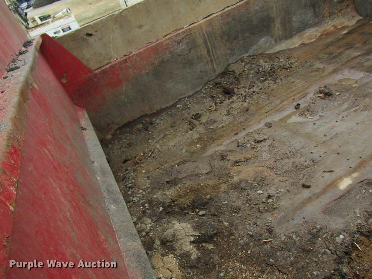 image for item DB5923 2006 Chevrolet C5500 dump truck