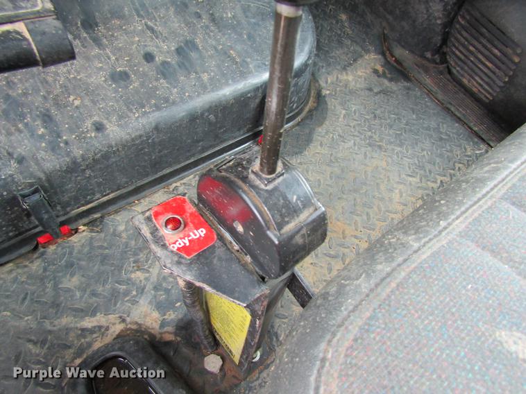 image for item DB5923 2006 Chevrolet C5500 dump truck