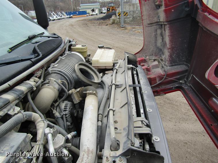 image for item DB5923 2006 Chevrolet C5500 dump truck