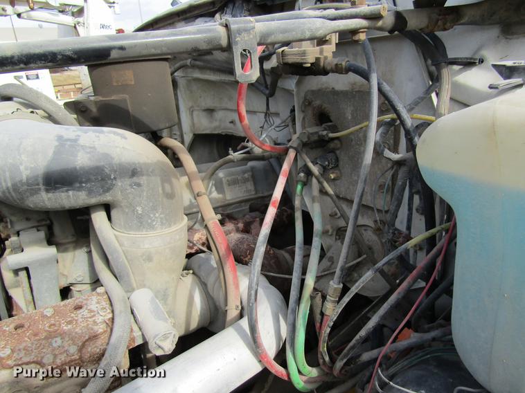 image for item DB5925 1991 Ford F900 dump truck