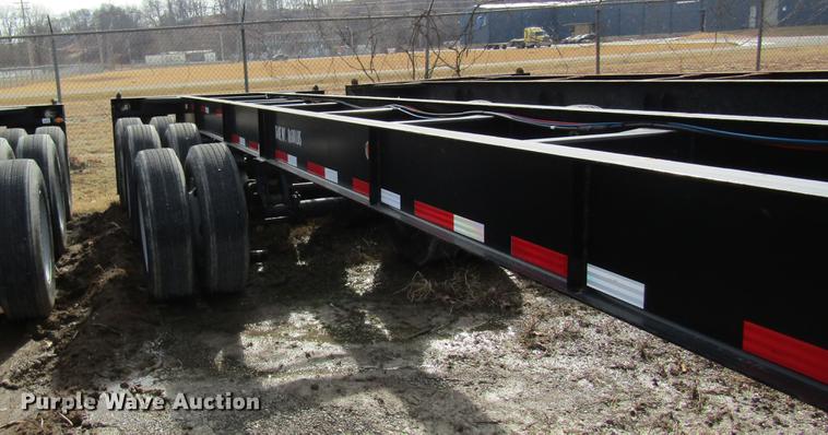 image for item DB5928 2010 Hyundai CGN403-516 trailer chassis