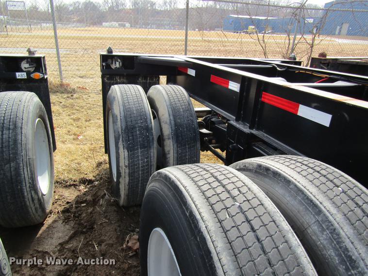 image for item DB5928 2010 Hyundai CGN403-516 trailer chassis