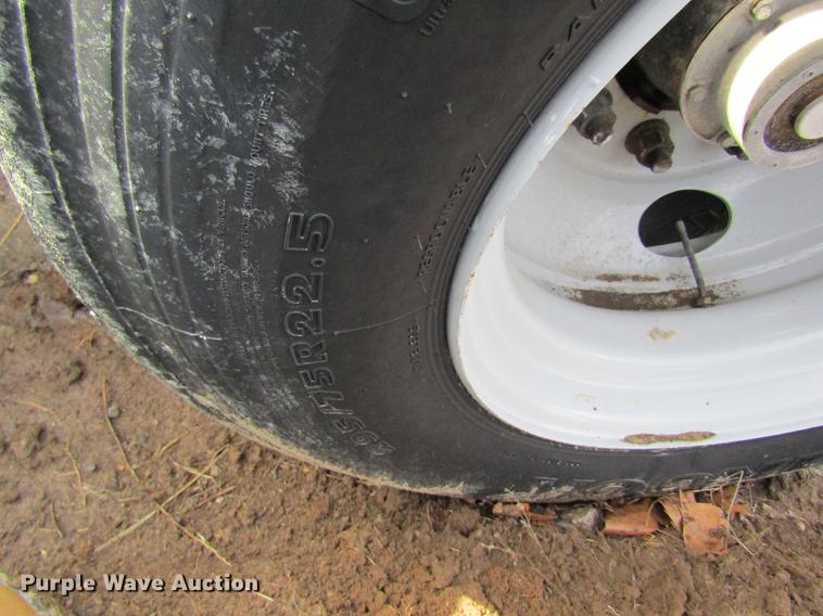 image for item DB5928 2010 Hyundai CGN403-516 trailer chassis