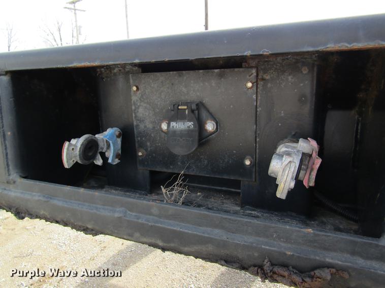 image for item DB5928 2010 Hyundai CGN403-516 trailer chassis