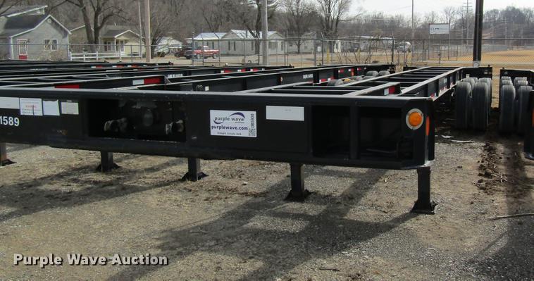 image for item DB5930 2009 Hyundai CGN403-516 trailer chassis