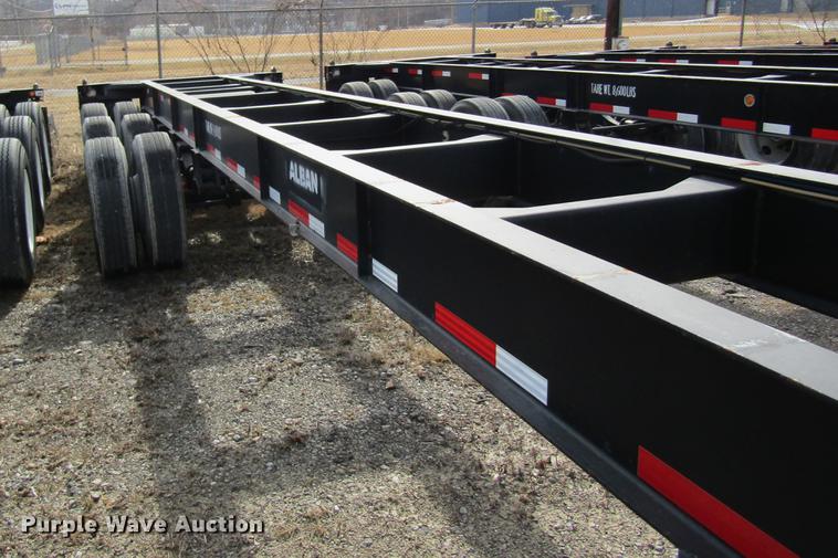 image for item DB5932 2009 Hyundai CGN403-516 trailer chassis