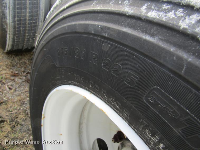 image for item DB5932 2009 Hyundai CGN403-516 trailer chassis