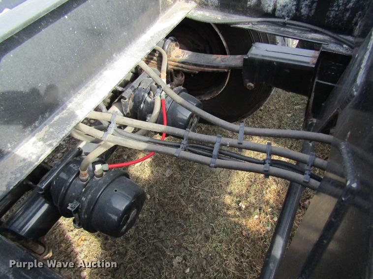 image for item DB5933 2008 Hyundai CGN403-519 trailer chassis