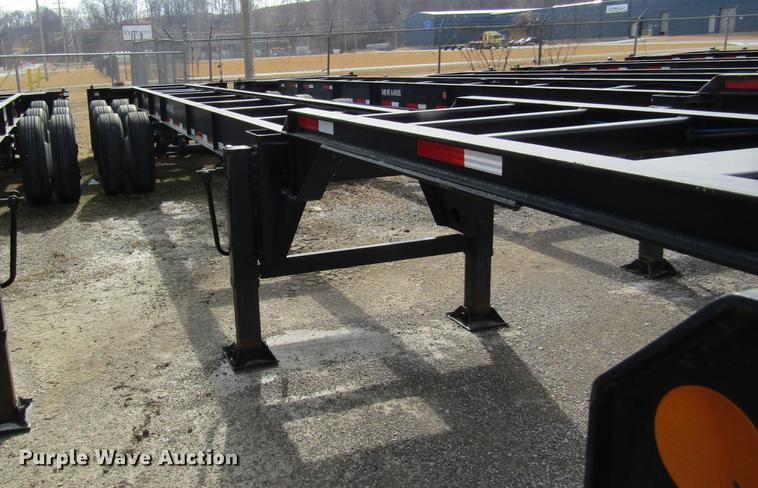 image for item DB5935 2010 Hyundai CGN403-516 trailer chassis