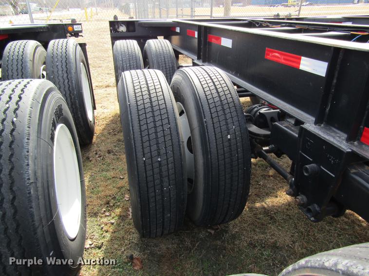 image for item DB5935 2010 Hyundai CGN403-516 trailer chassis