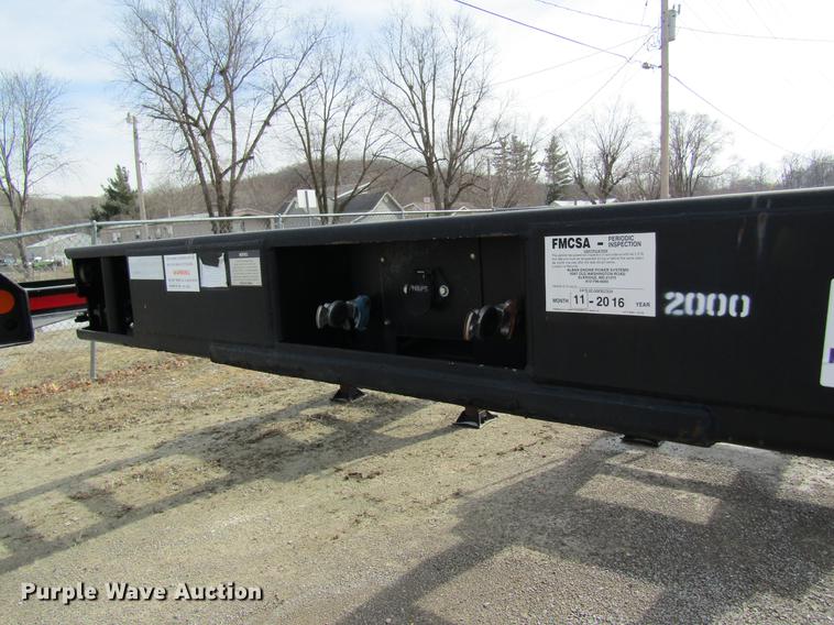 image for item DB5935 2010 Hyundai CGN403-516 trailer chassis