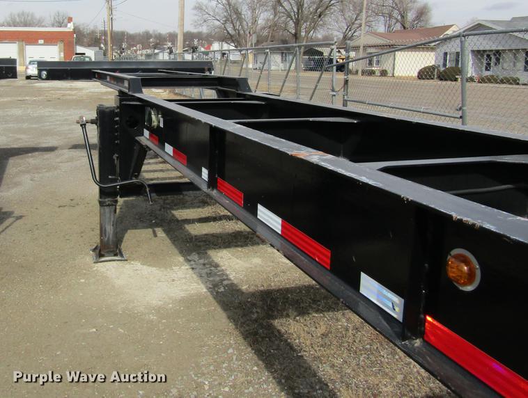 image for item DB5936 2008 Hyundai CGN403-516 trailer chassis