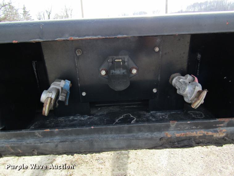 image for item DB5936 2008 Hyundai CGN403-516 trailer chassis