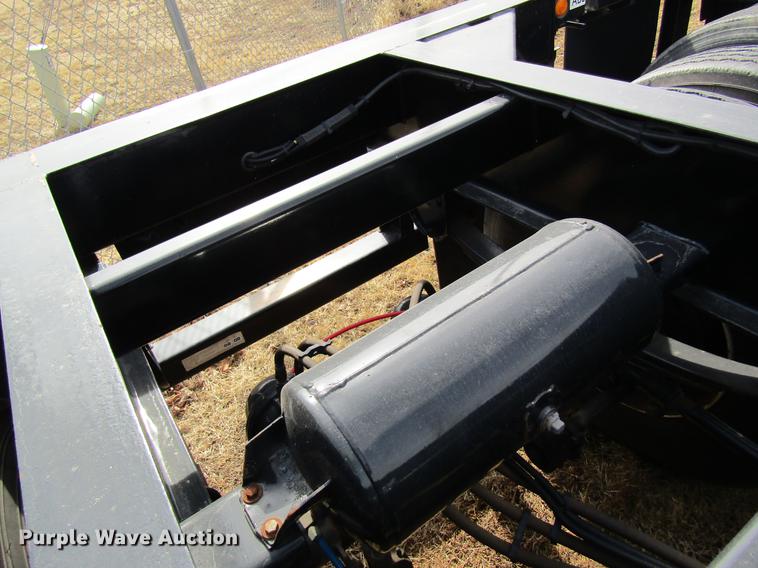 image for item DB5936 2008 Hyundai CGN403-516 trailer chassis