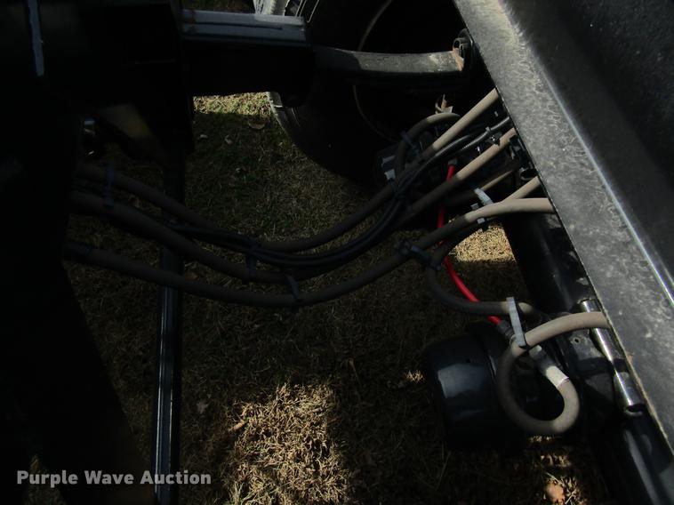 image for item DB5936 2008 Hyundai CGN403-516 trailer chassis